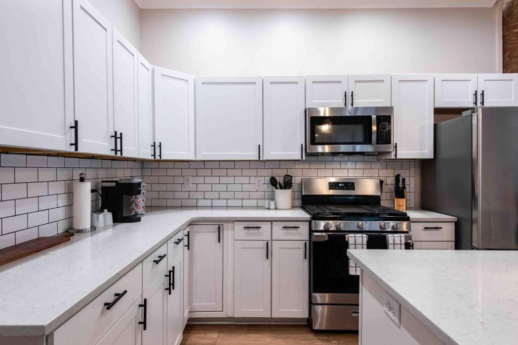 Newly Renovated 3 Bedroom Shelby Park Home **Free Parking** Louisville Exteriér fotografie